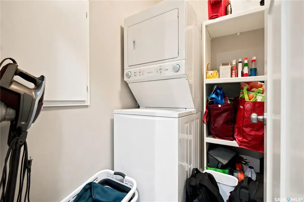 545 Hassard Close Saskatoon SK S7L 6V3