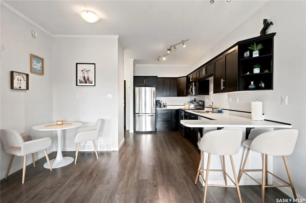 545 Hassard Close Saskatoon SK S7L 6V3