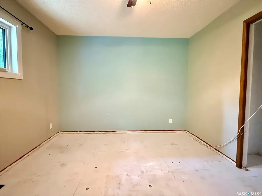 330 Aspen Drive Swift Current SK S9H 4T1