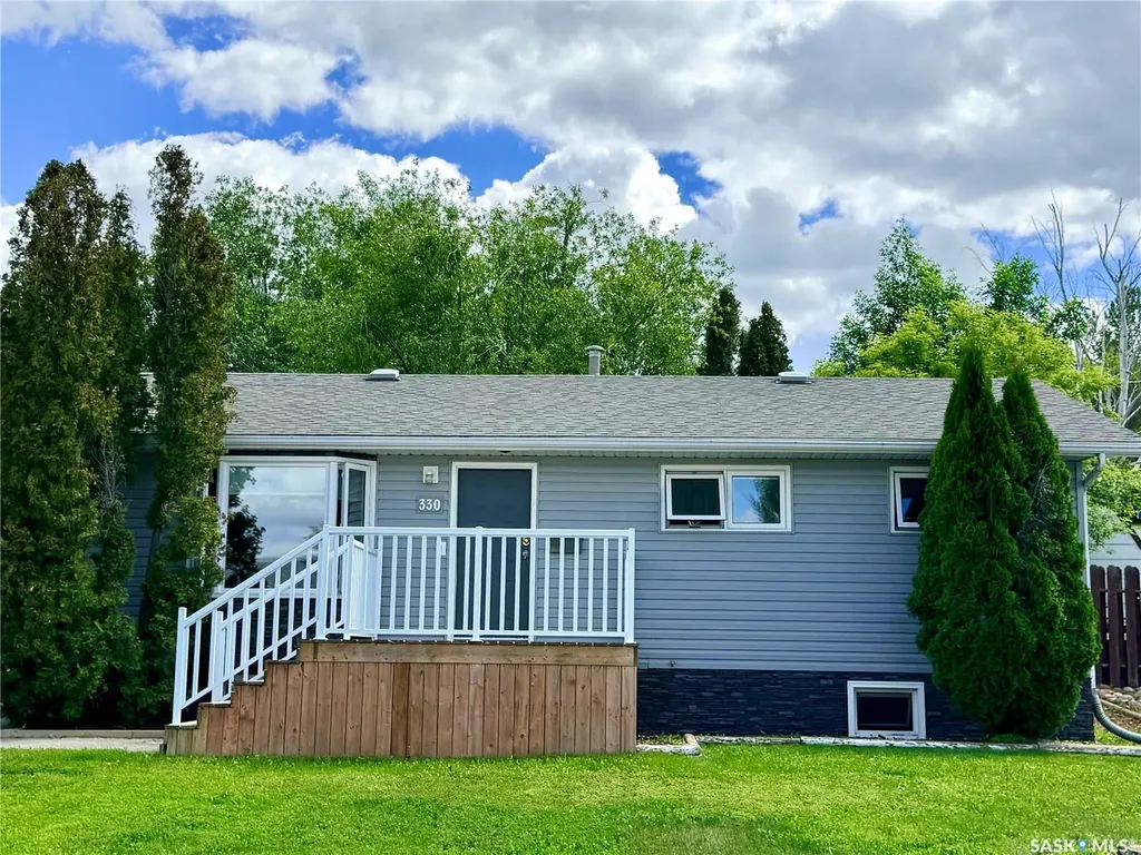 330 Aspen Drive Swift Current SK S9H 4T1