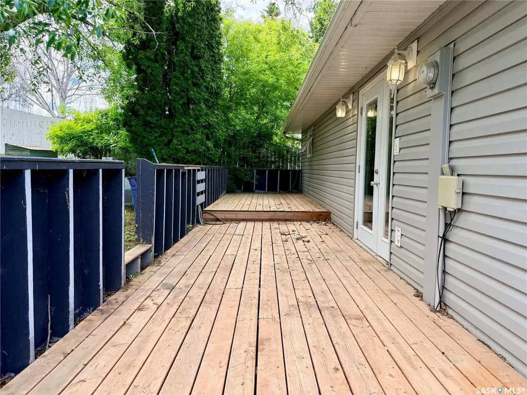 330 Aspen Drive Swift Current SK S9H 4T1