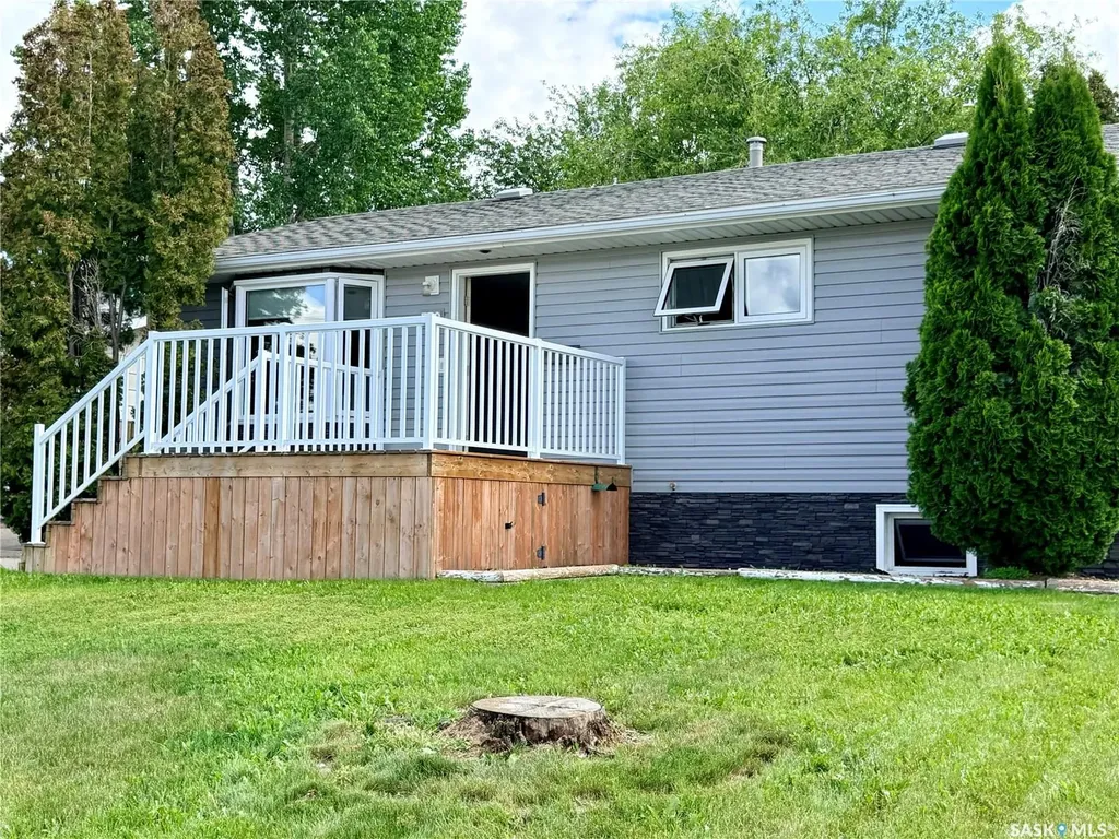 330 Aspen Drive Swift Current SK S9H 4T1