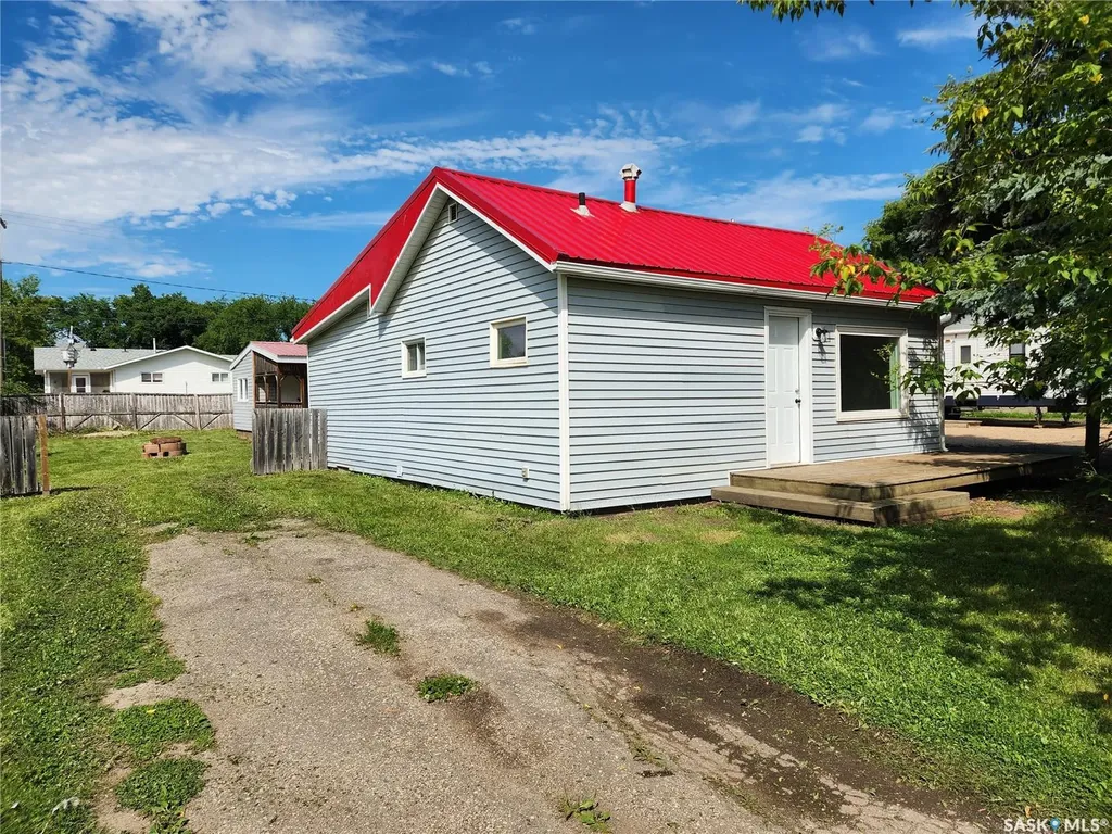 811 97th Avenue Tisdale SK S0E 1T0