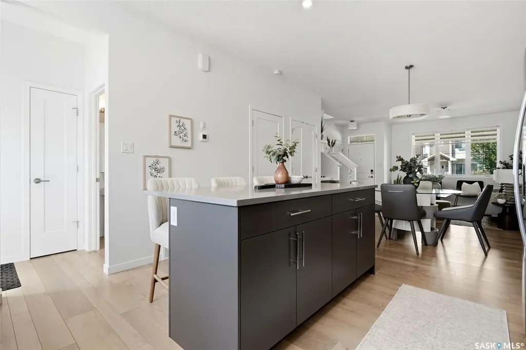 5121 Buckingham Drive E Regina SK S4V 3S3