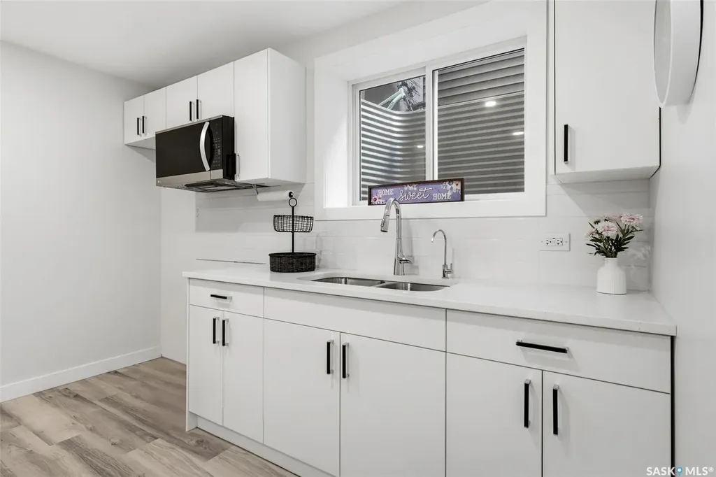5121 Buckingham Drive E Regina SK S4V 3S3