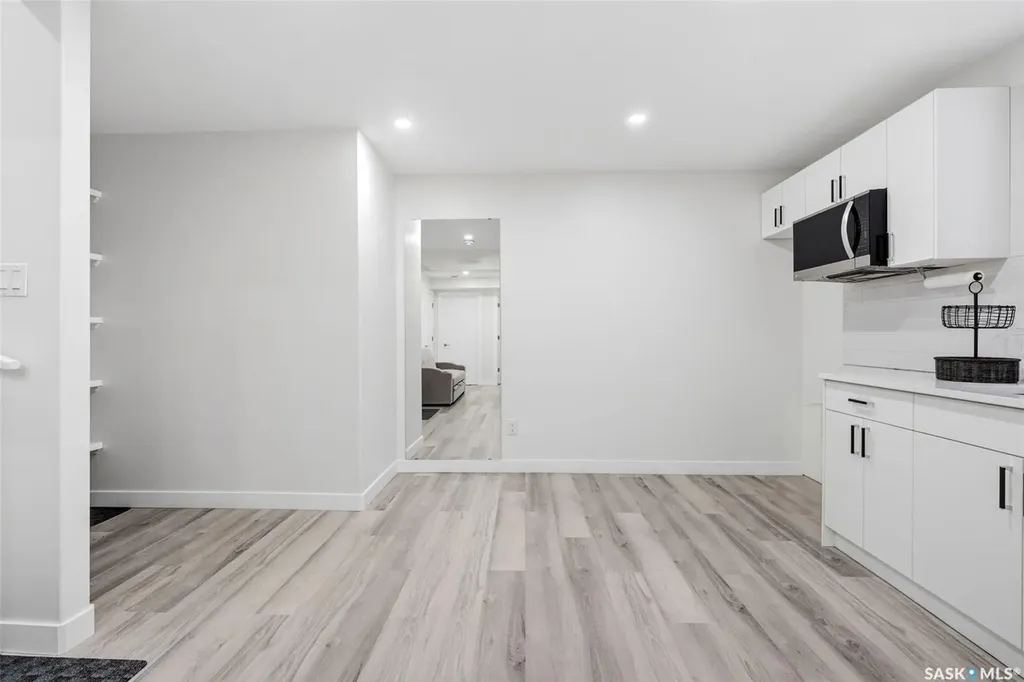 5121 Buckingham Drive E Regina SK S4V 3S3