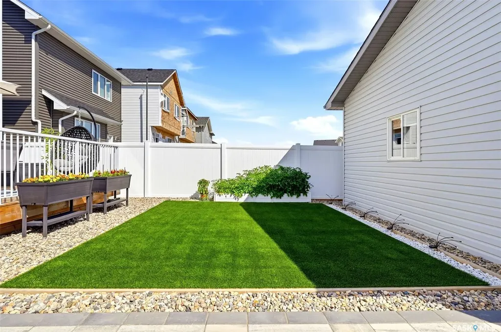 5121 Buckingham Drive E Regina SK S4V 3S3
