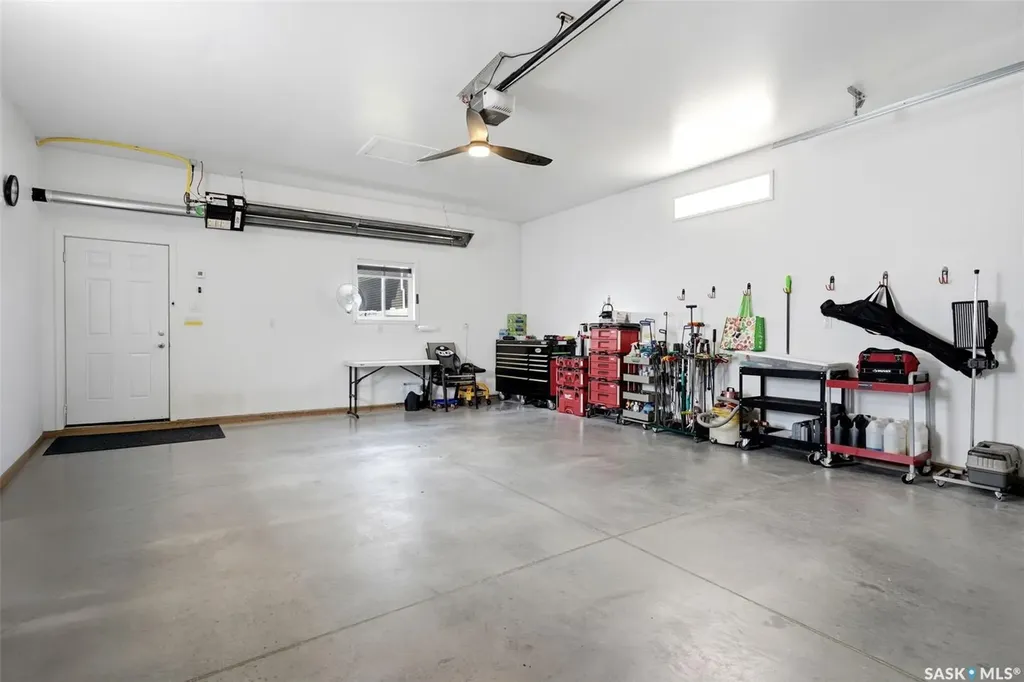 5121 Buckingham Drive E Regina SK S4V 3S3
