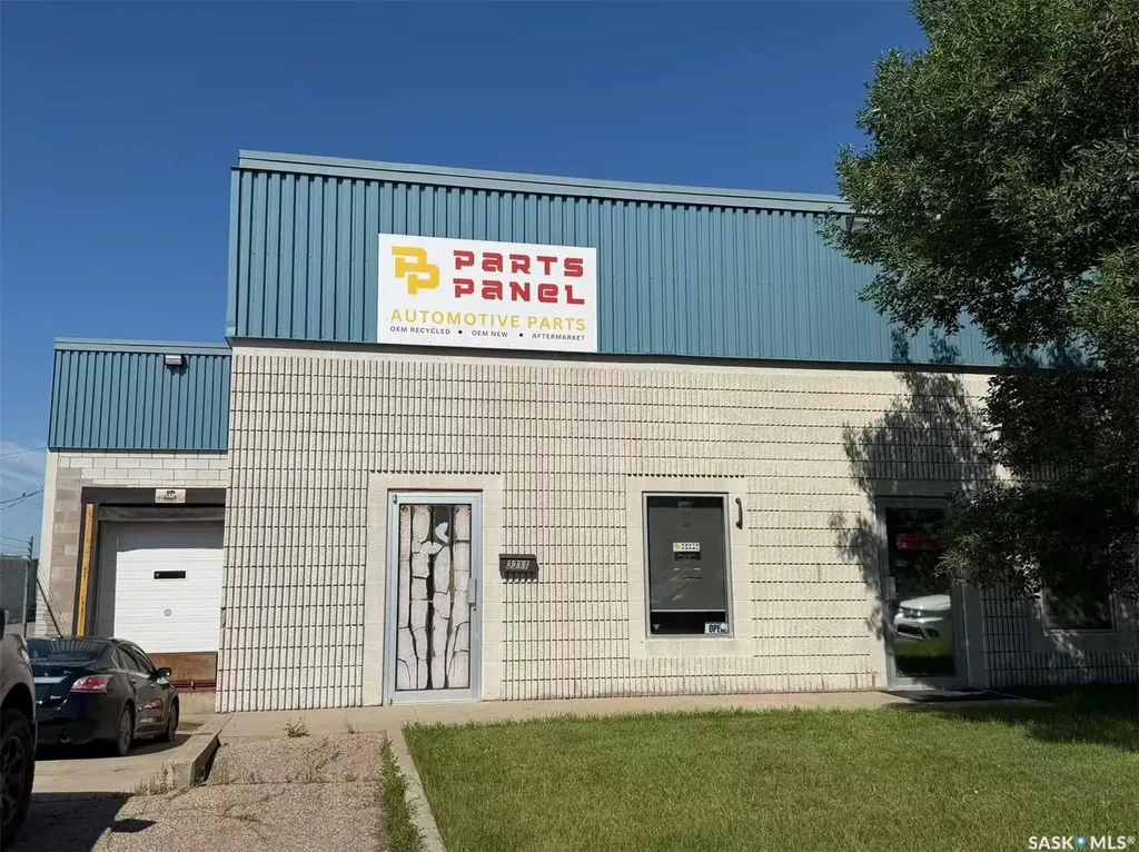 3311 Wells Avenue Saskatoon SK S7K 5Z4