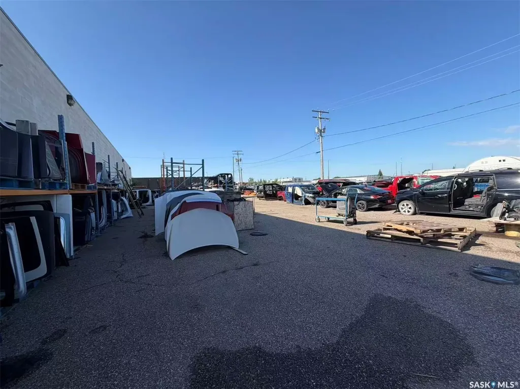 3311 Wells Avenue Saskatoon SK S7K 5Z4