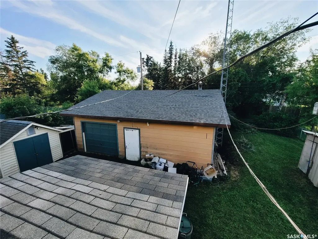 420 3rd Street Duck Lake SK S0K 1J0