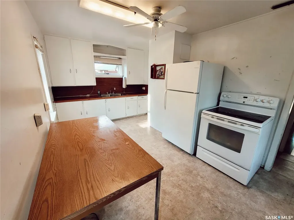 420 3rd Street Duck Lake SK S0K 1J0