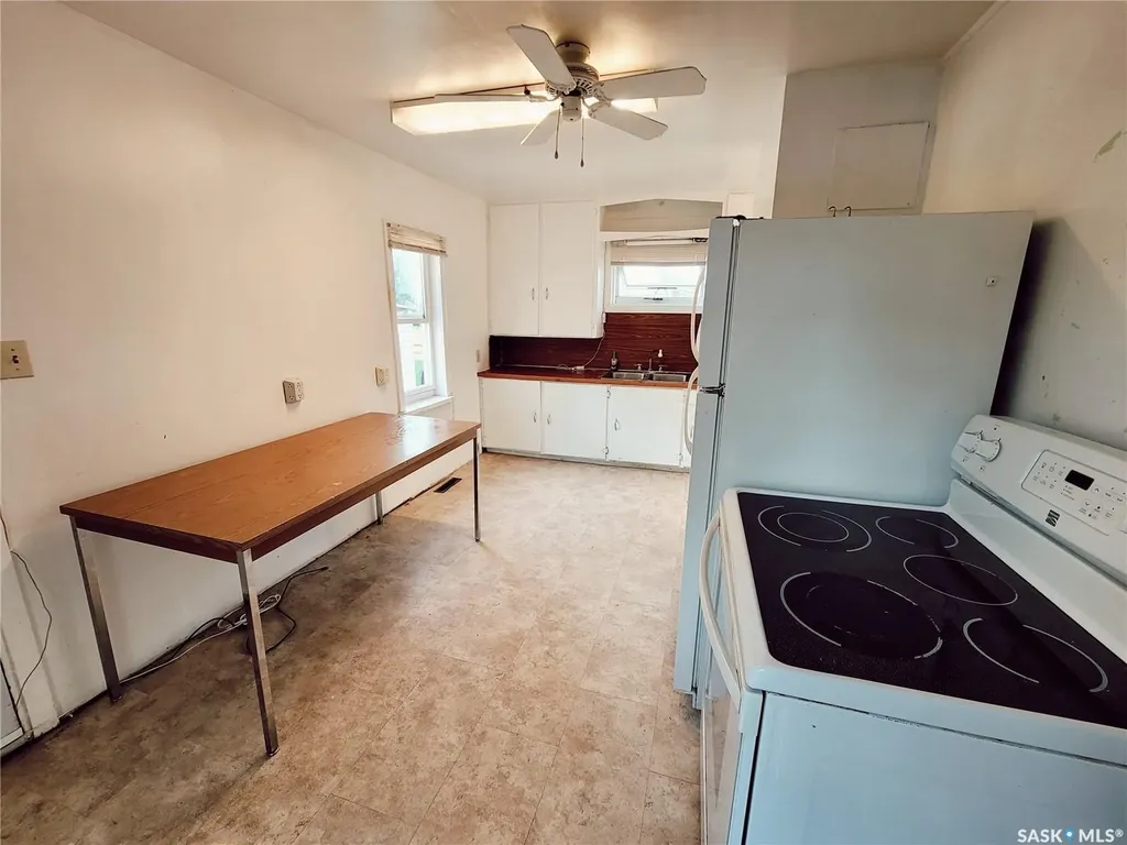 420 3rd Street Duck Lake SK S0K 1J0