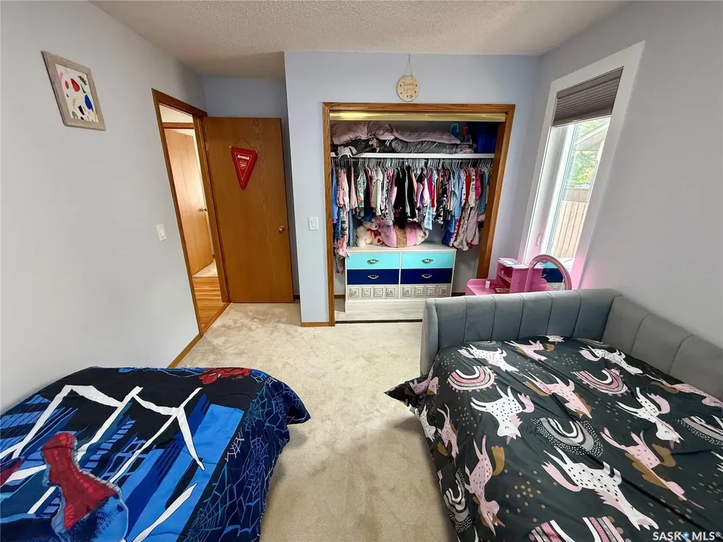 2746 Poplar Place E Regina SK S4V 1K8