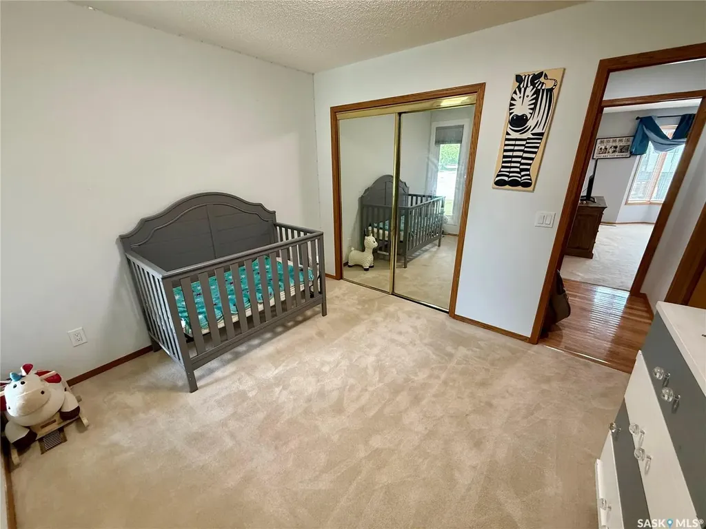 2746 Poplar Place E Regina SK S4V 1K8