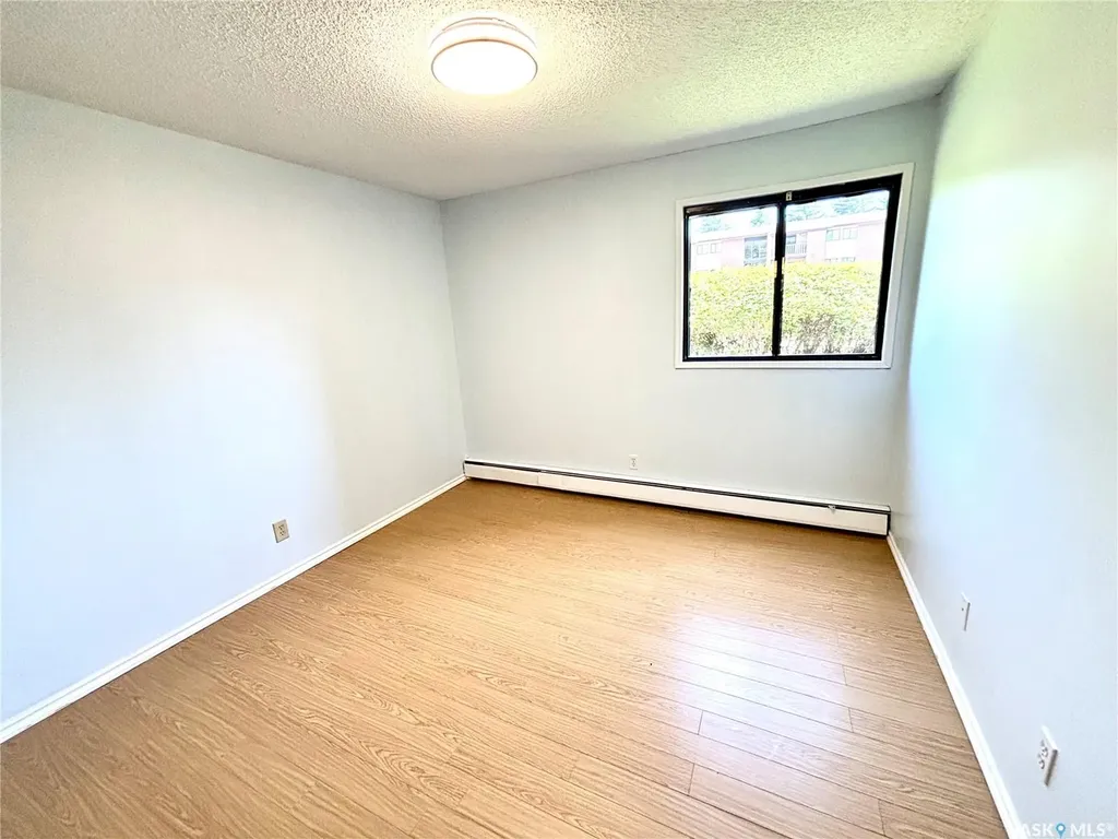 307 Tait Crescent Saskatoon SK S7H 5L6