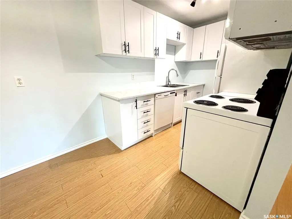 307 Tait Crescent Saskatoon SK S7H 5L6