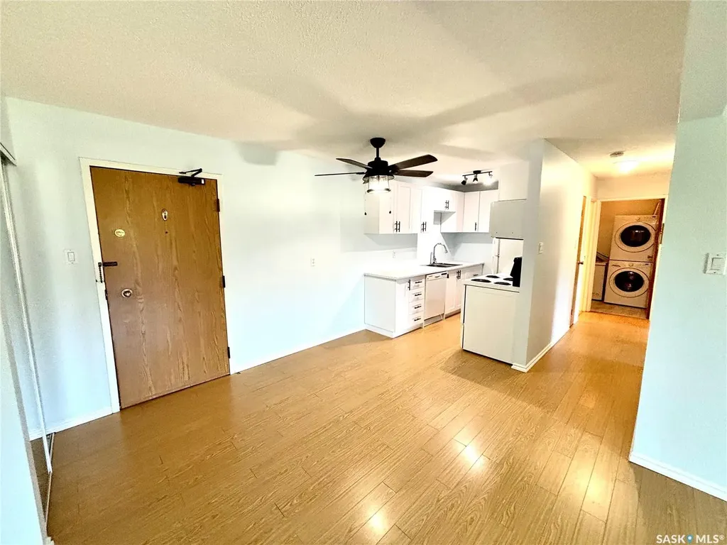 307 Tait Crescent Saskatoon SK S7H 5L6