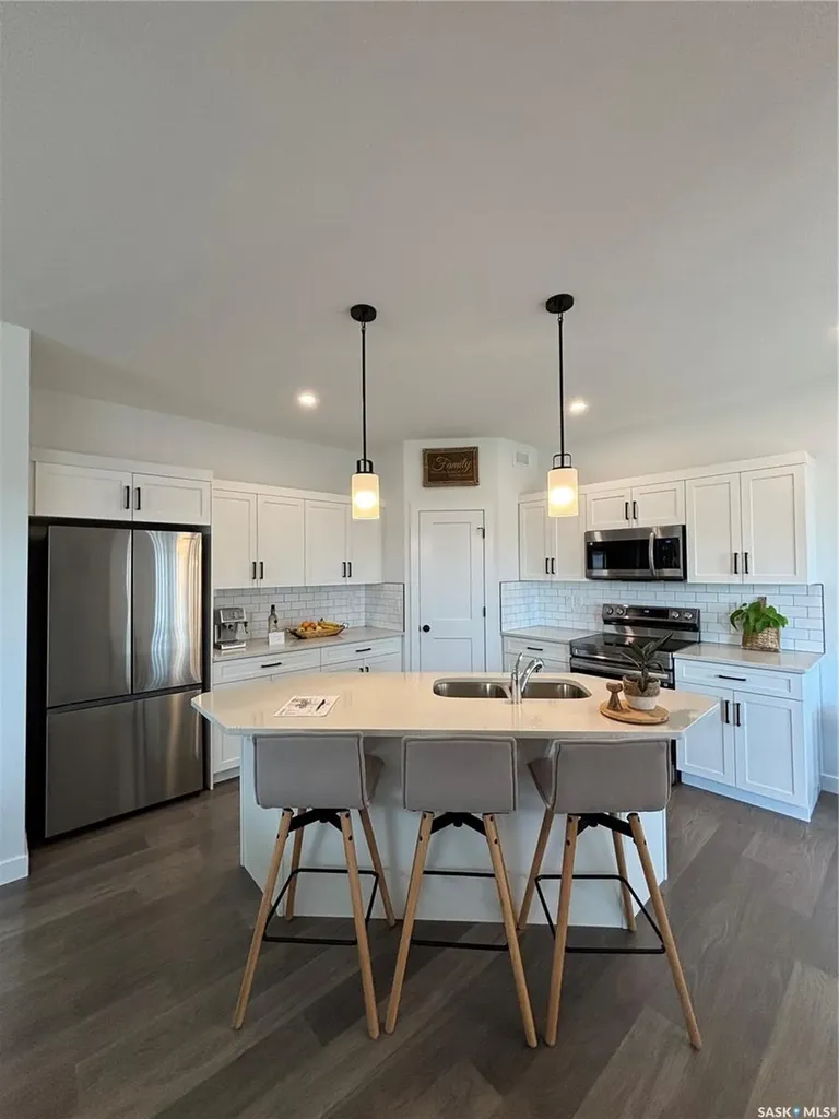 101 Echo Lane Martensville SK S0K 2T1