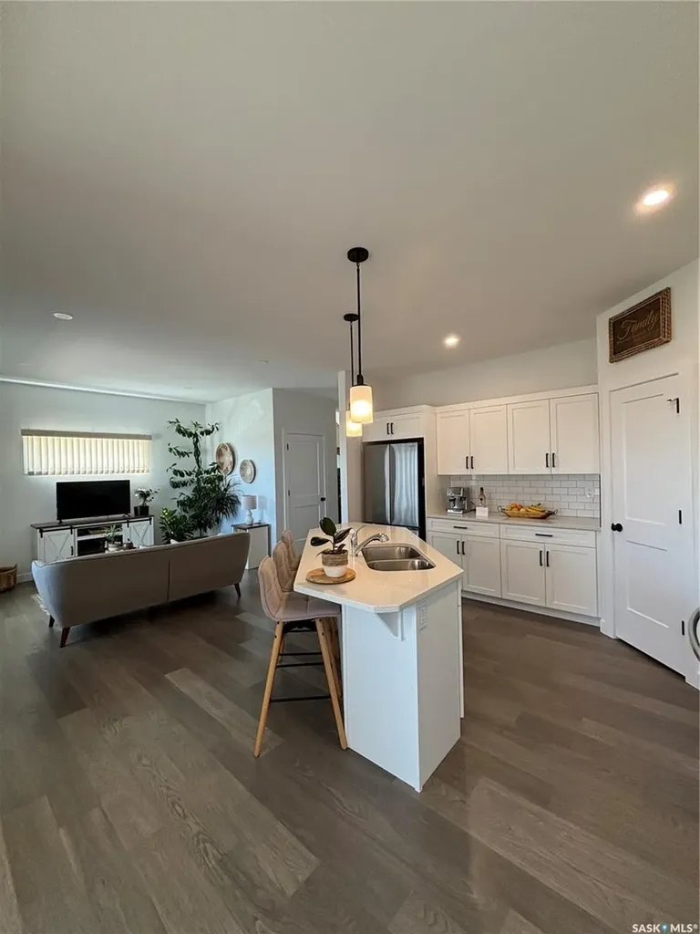 101 Echo Lane Martensville SK S0K 2T1
