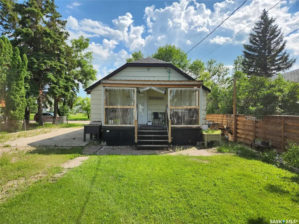 803 97th Avenue Tisdale SK S0E 1T0
