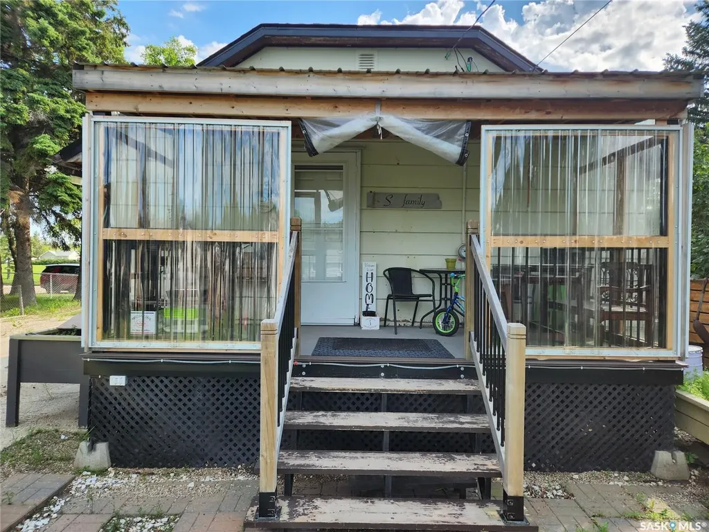 803 97th Avenue Tisdale SK S0E 1T0