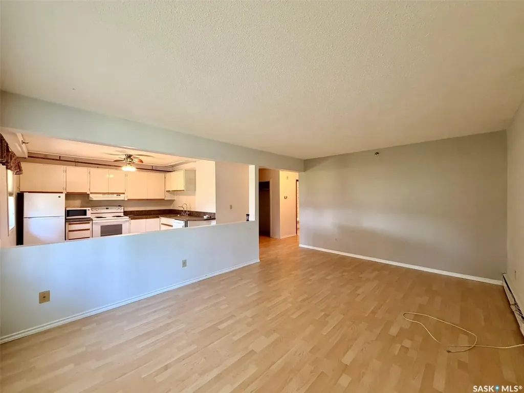 2536 Parliament Avenue Regina SK S4S 4H1