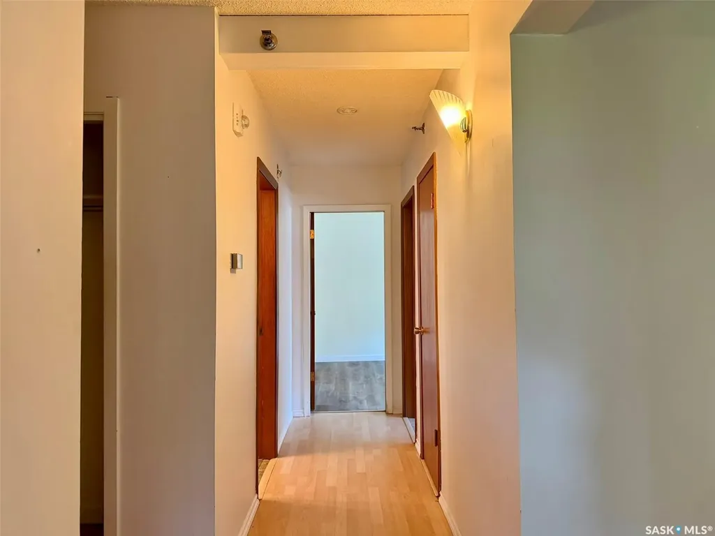 2536 Parliament Avenue Regina SK S4S 4H1