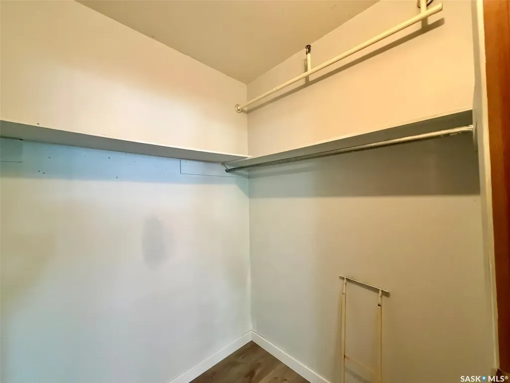 2536 Parliament Avenue Regina SK S4S 4H1