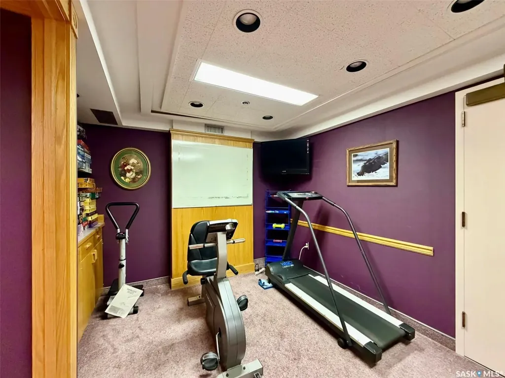 2536 Parliament Avenue Regina SK S4S 4H1