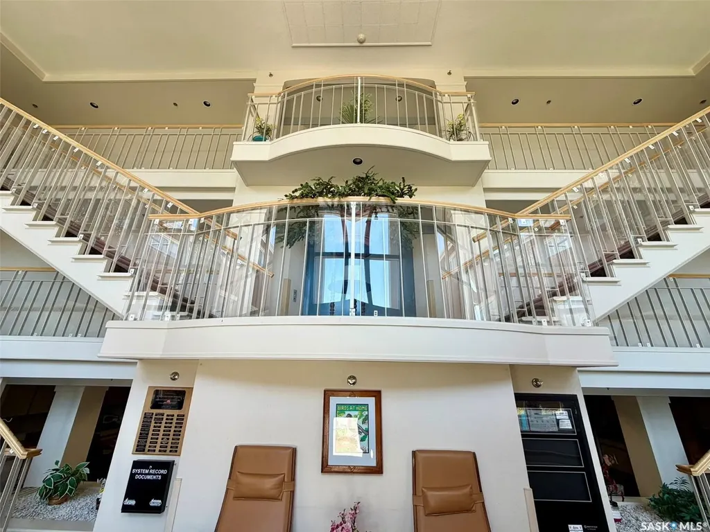 2536 Parliament Avenue Regina SK S4S 4H1