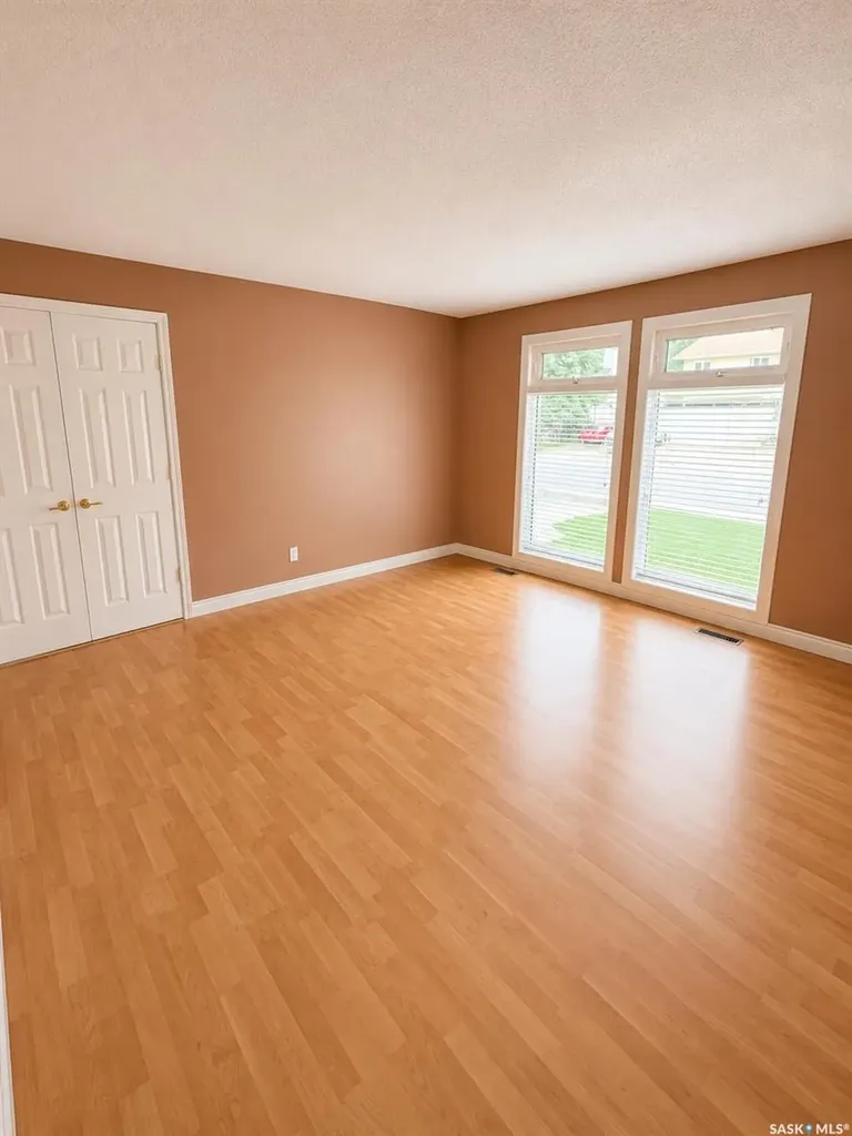239 Kenosee Crescent Saskatoon SK S7K 3T1