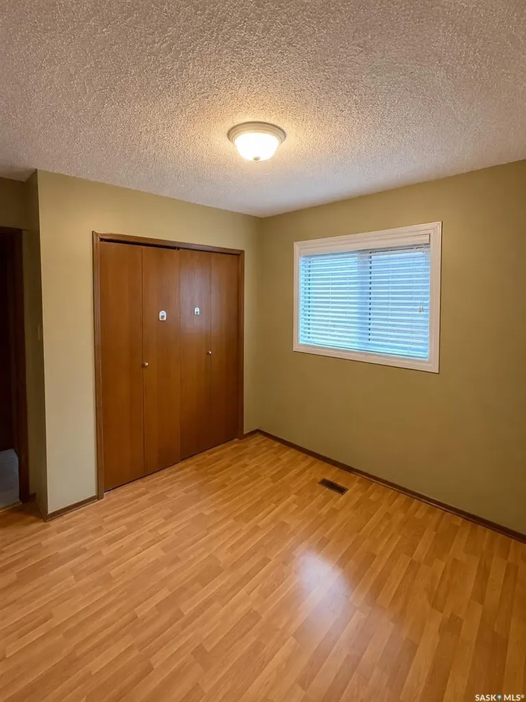 239 Kenosee Crescent Saskatoon SK S7K 3T1