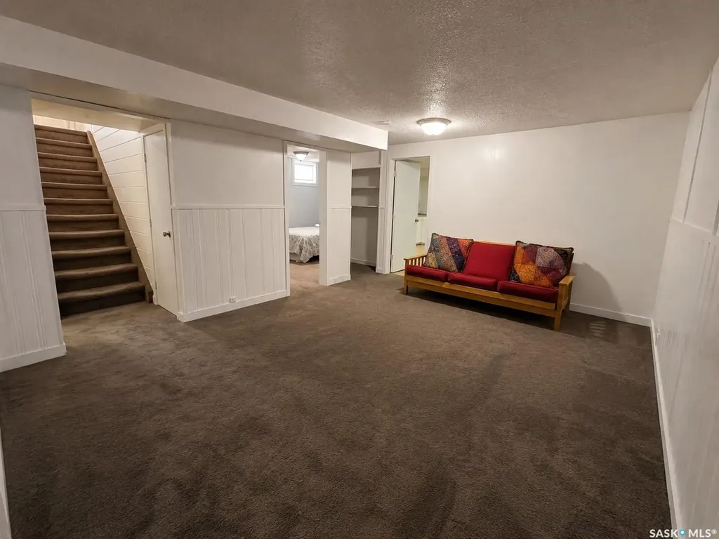 239 Kenosee Crescent Saskatoon SK S7K 3T1