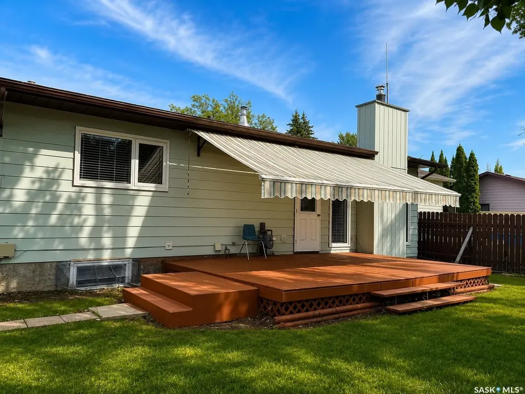 239 Kenosee Crescent Saskatoon SK S7K 3T1