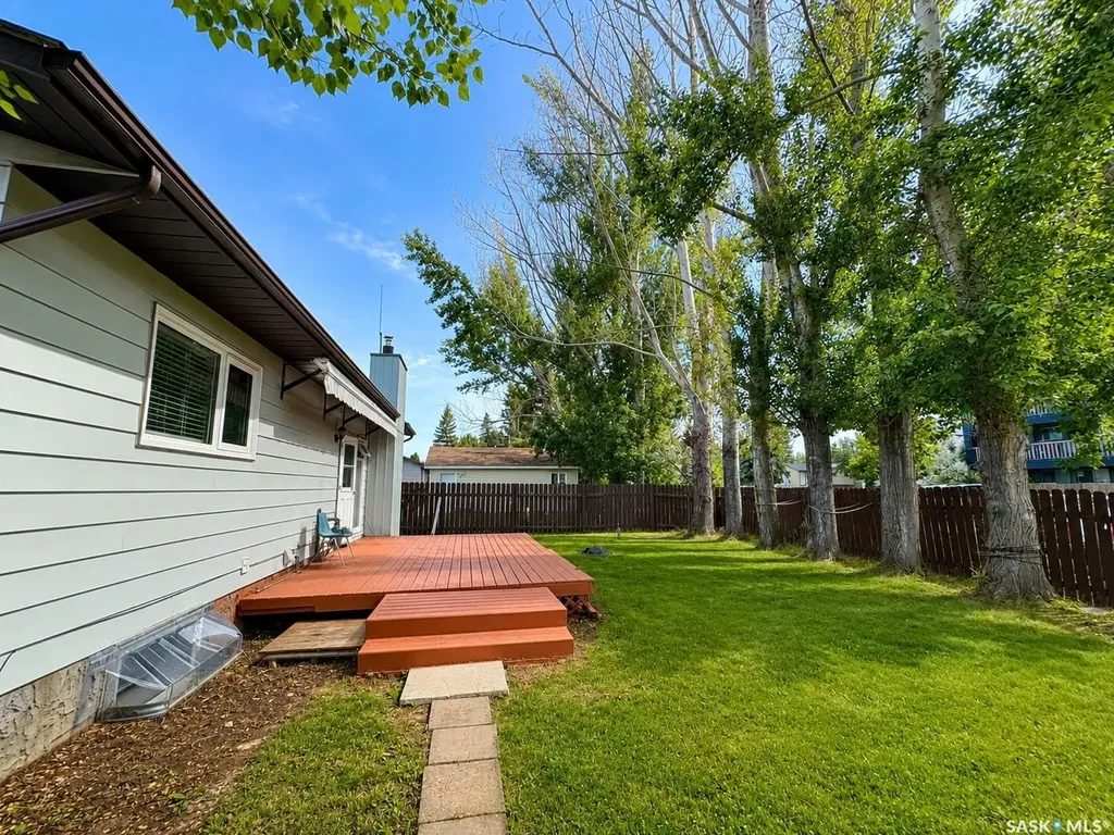 239 Kenosee Crescent Saskatoon SK S7K 3T1