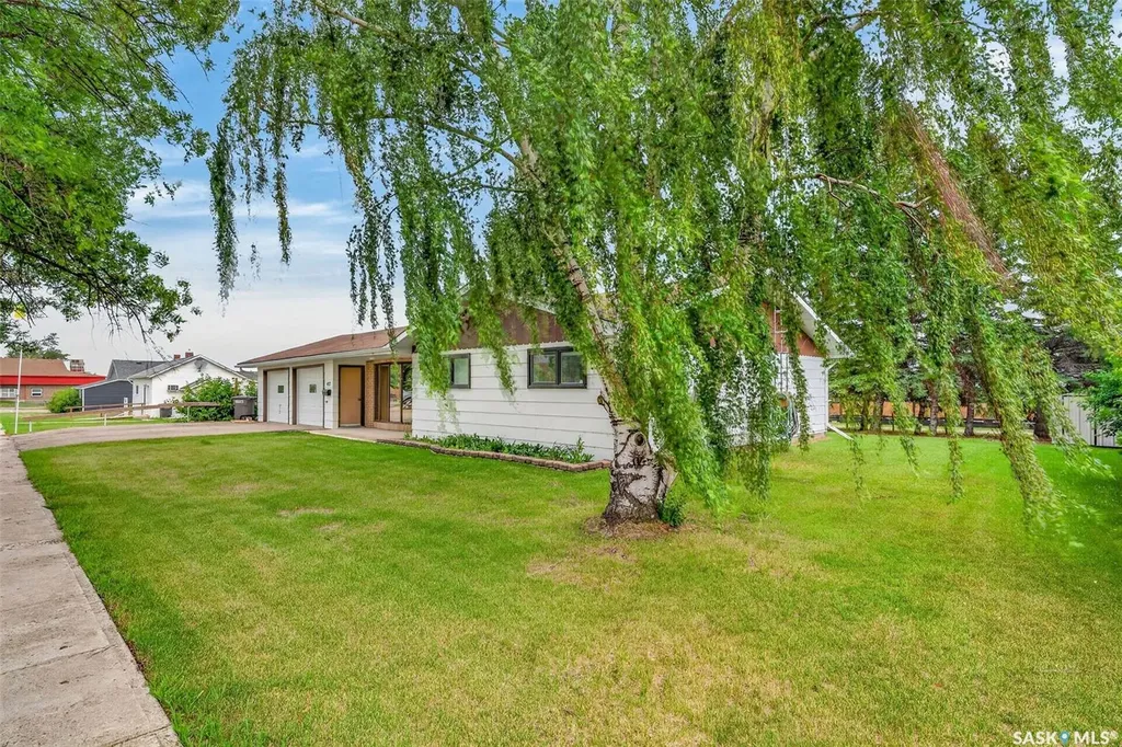 417 2nd Avenue N Naicam SK S0K 2Z0