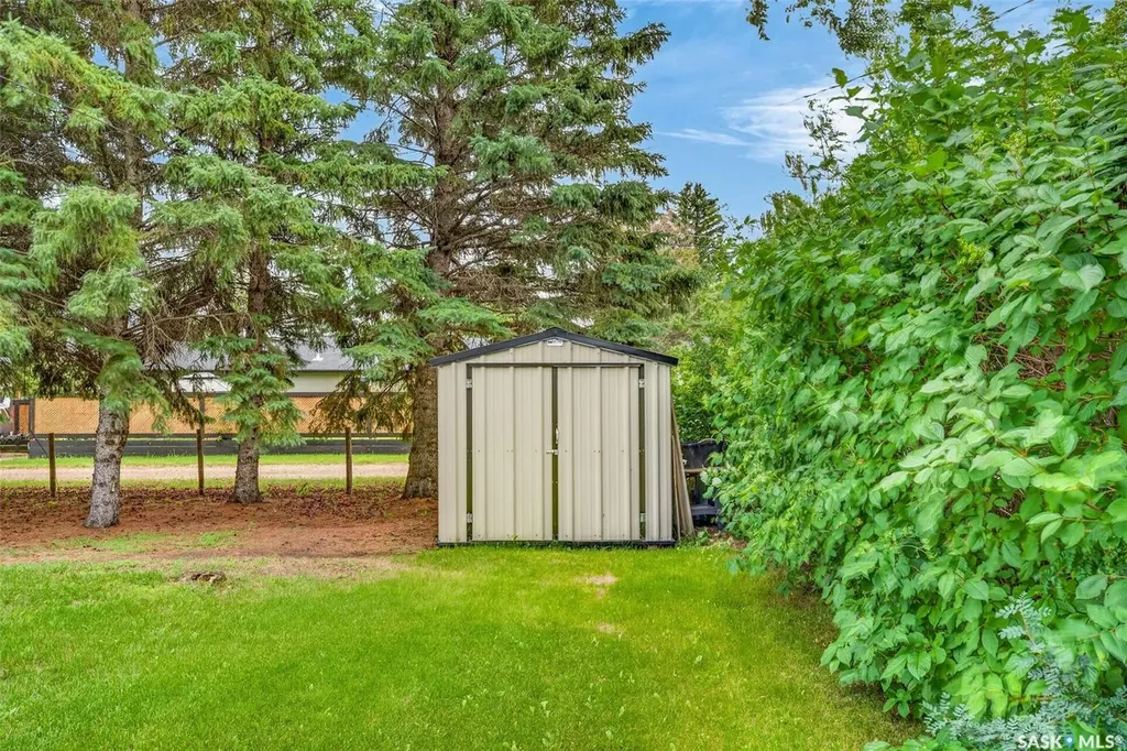 417 2nd Avenue N Naicam SK S0K 2Z0