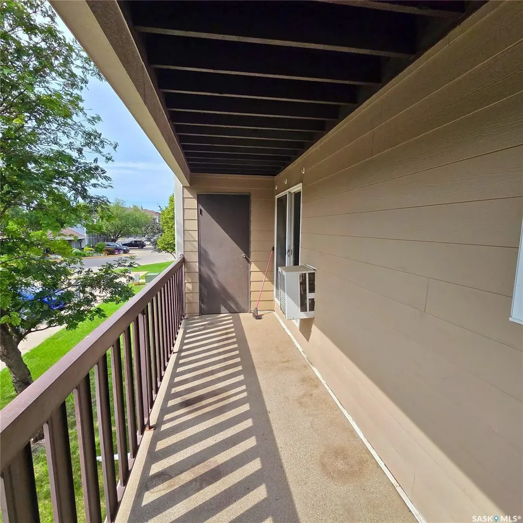 425 115th Street E Saskatoon SK S7N 2E5