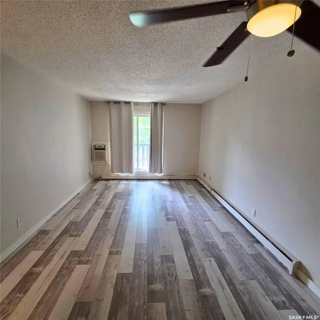 425 115th Street E Saskatoon SK S7N 2E5