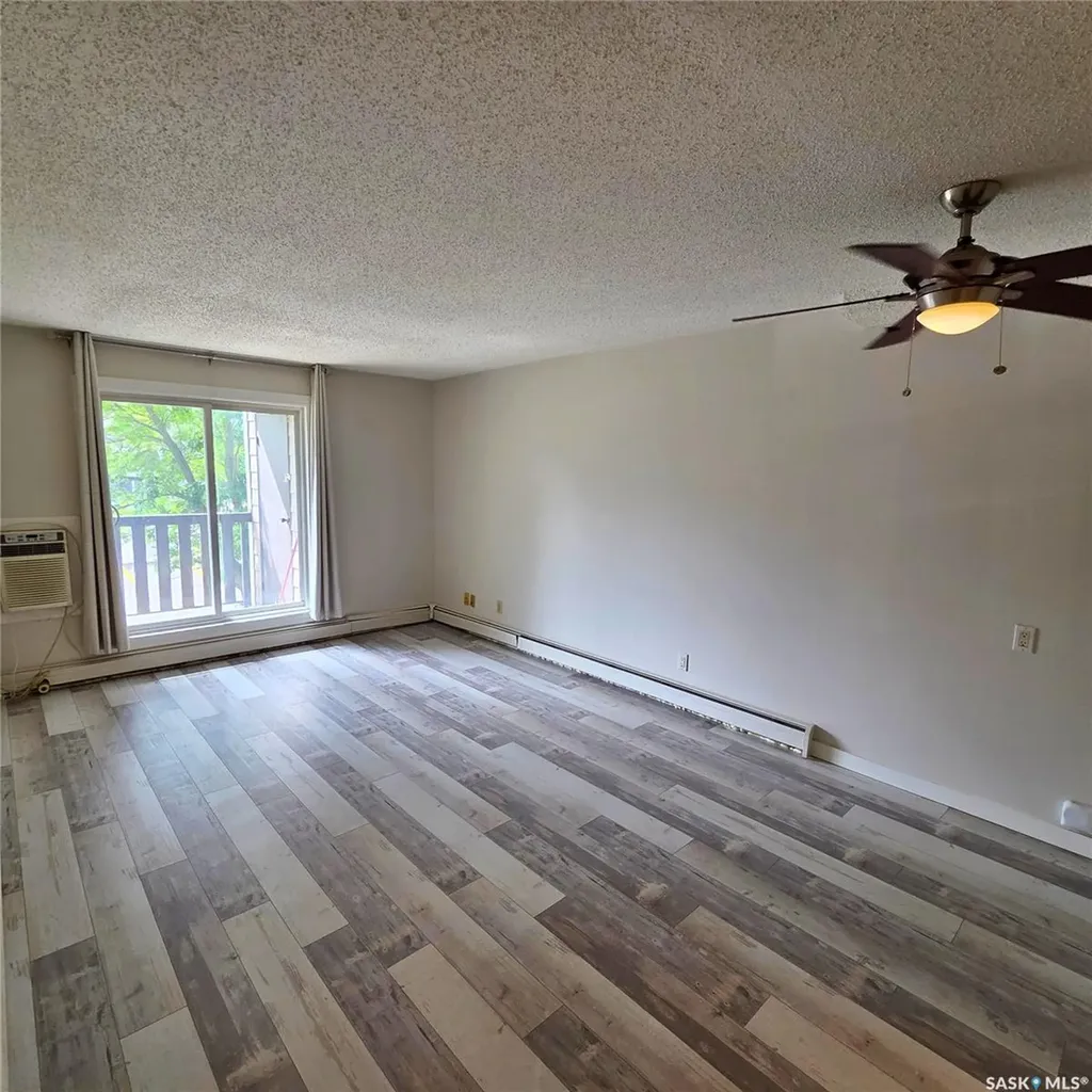 425 115th Street E Saskatoon SK S7N 2E5