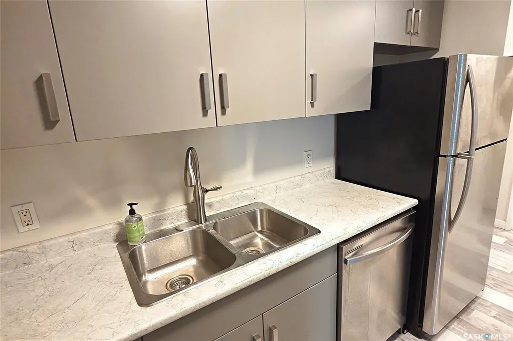 425 115th Street E Saskatoon SK S7N 2E5