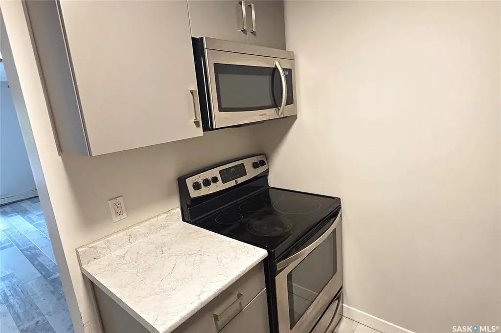 425 115th Street E Saskatoon SK S7N 2E5