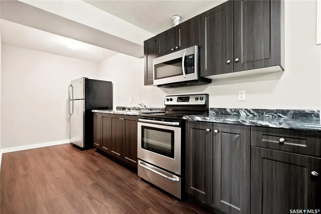 2802 Ridgway Avenue Regina SK S4X 0N1