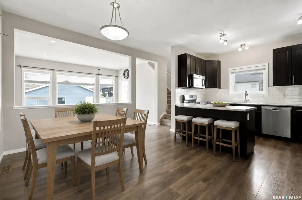 2802 Ridgway Avenue Regina SK S4X 0N1