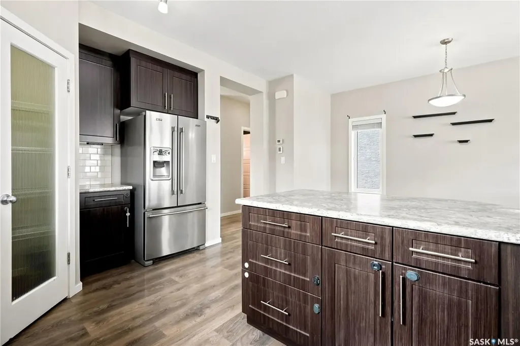 2802 Ridgway Avenue Regina SK S4X 0N1