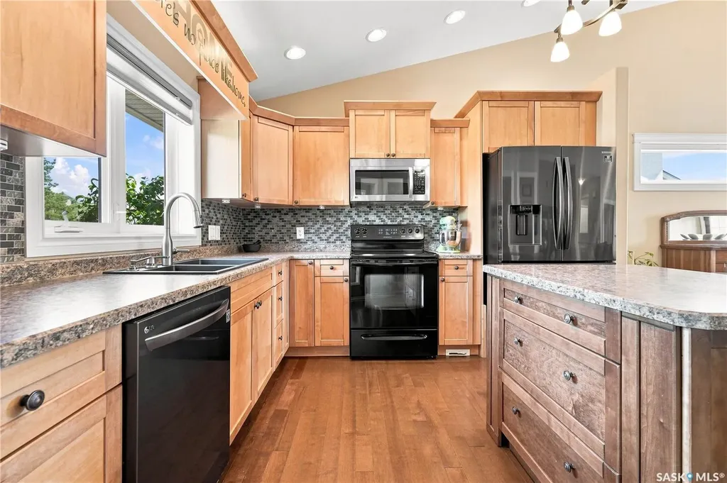 506 Antler Crescent Warman SK S0K 4S1