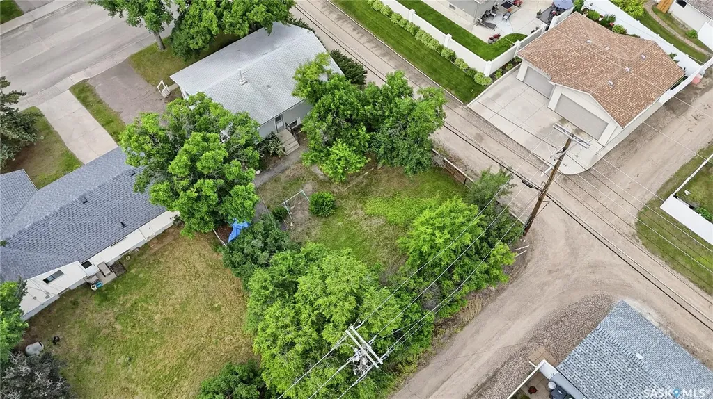 1632 9th Avenue N Saskatoon SK S7K 3A1