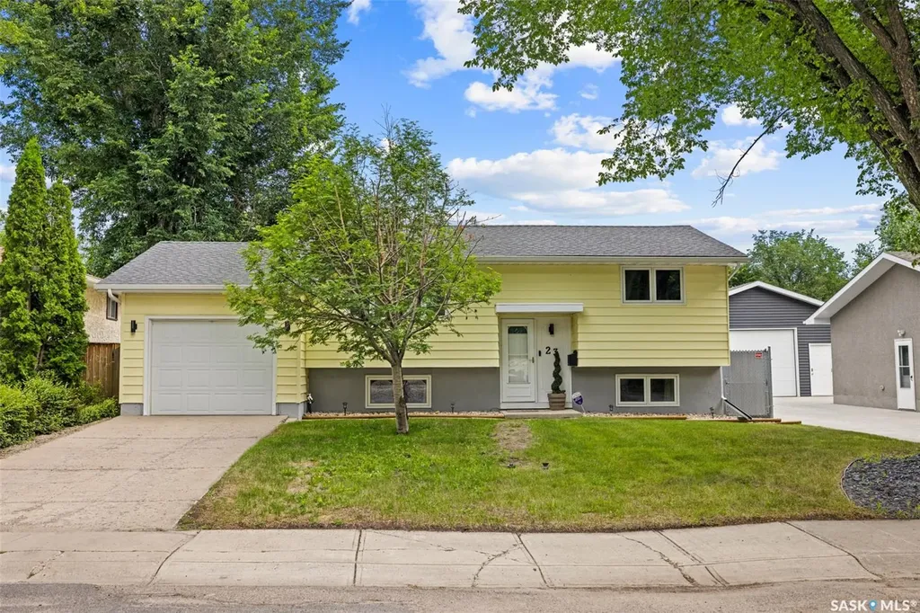 23 Boyce Street Regina SK S4R 6M3