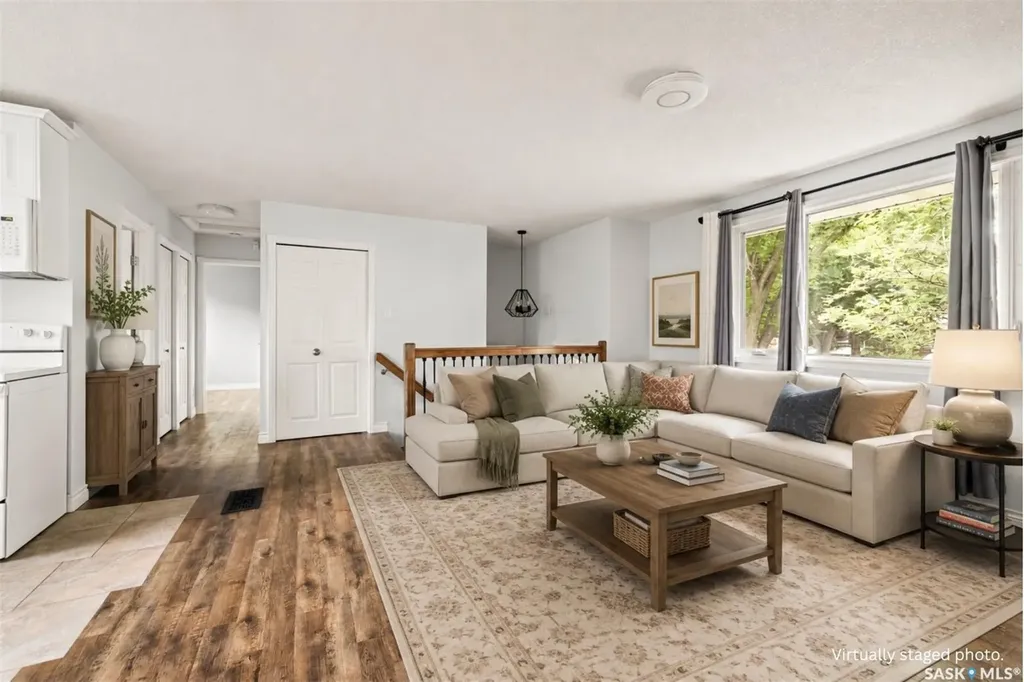 23 Boyce Street Regina SK S4R 6M3
